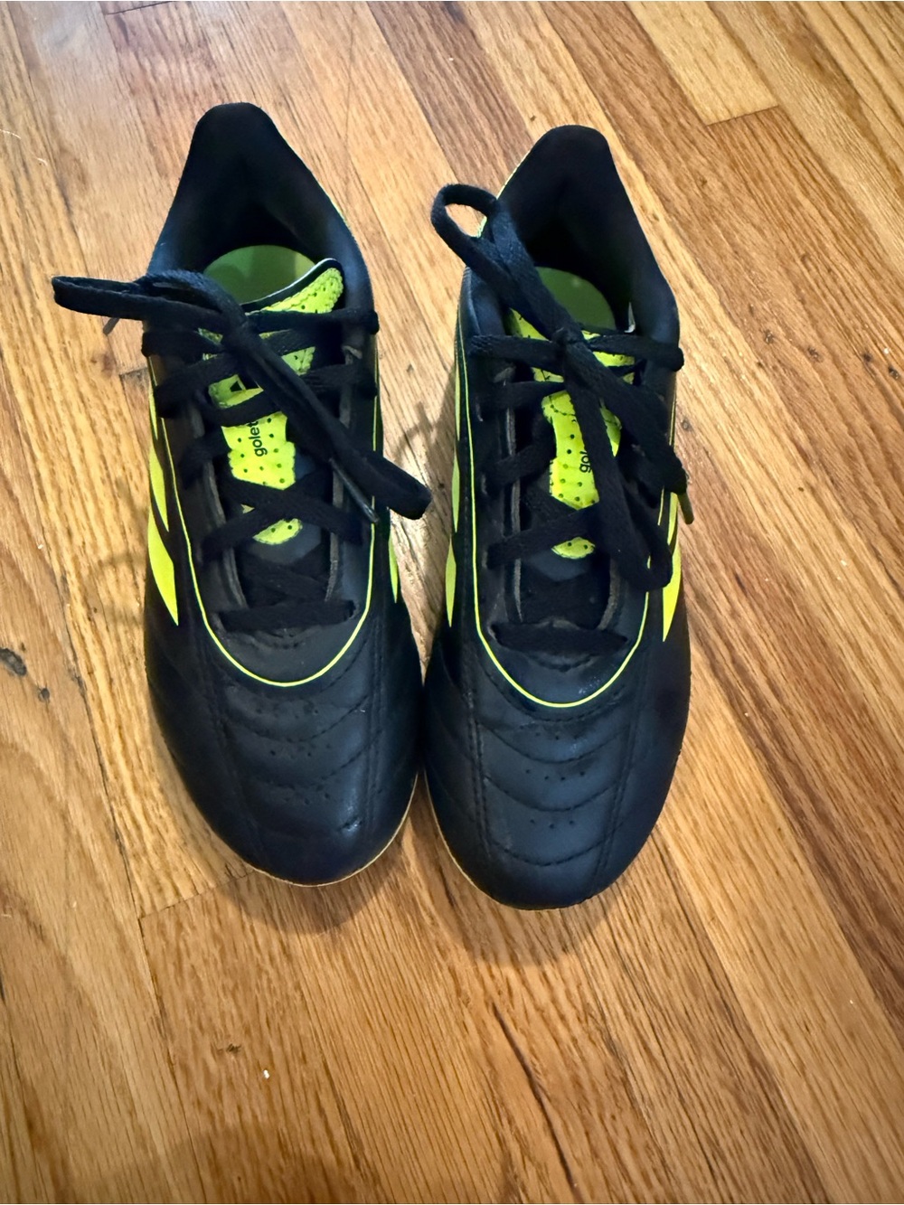 Cleats adidas Sneaker with Neon Green Highlights